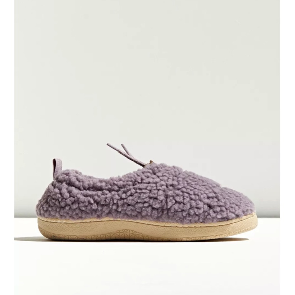 NEW UO Sherpa hard sole slippers unisex - Picture 2 of 11